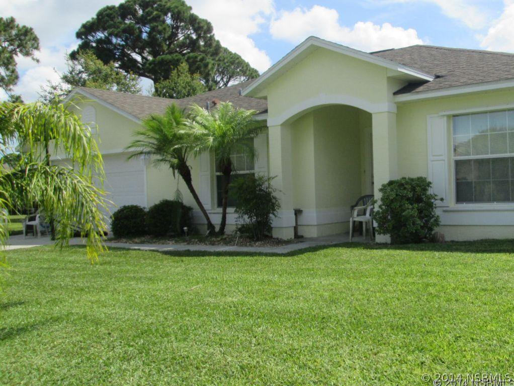 3113 Royal Palm Dr., Edgewater, FL 32141