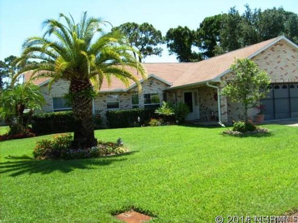 227 Meadow Lake Dr., Edgewater, FL 32141