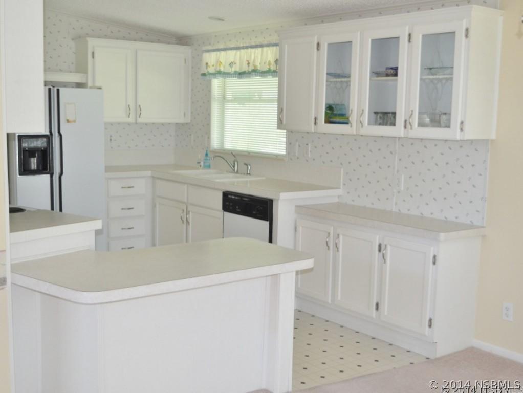 818 Starboard Ave., Edgewater, FL 32141