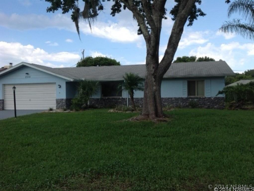 2509 Travelers Palm Dr., Edgewater, FL 32141