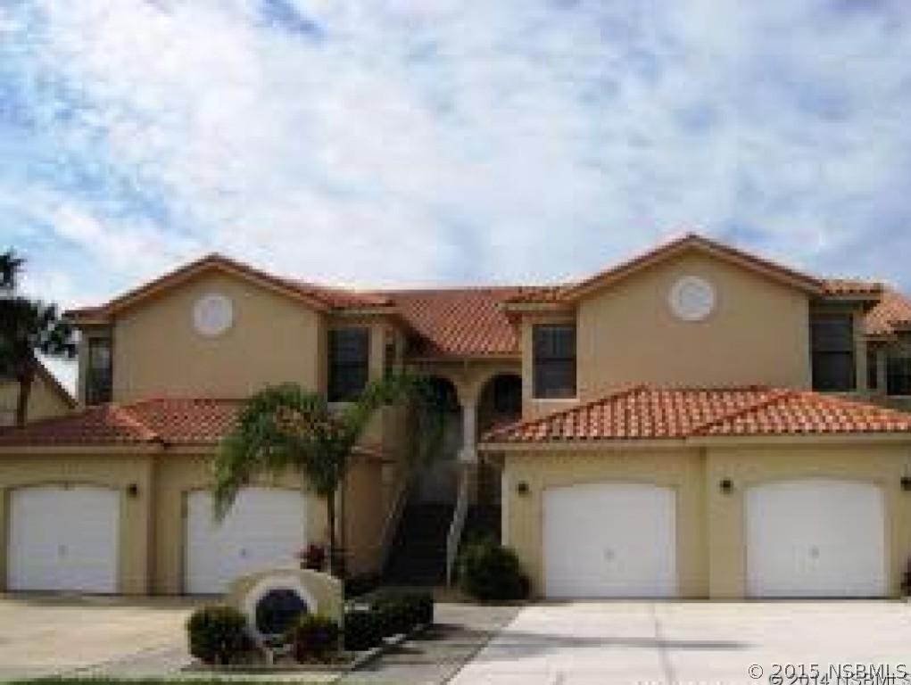 437 Bouchelle Dr. #102, New Smyrna Beach, FL 32169