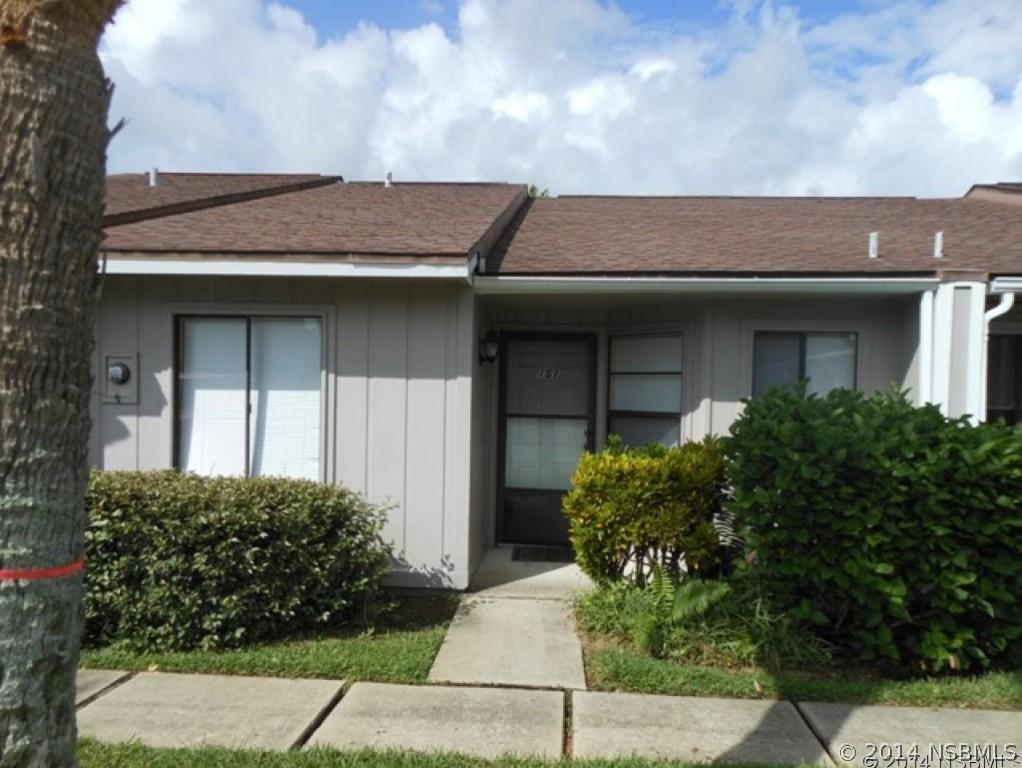 151 Breezeway Ct., New Smyrna Beach, FL 32169