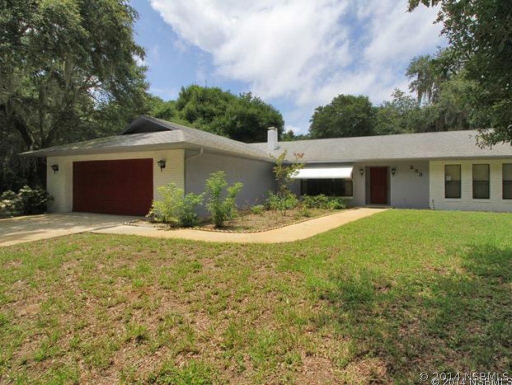 253 Baywood Dr., Oak Hill, FL 32759