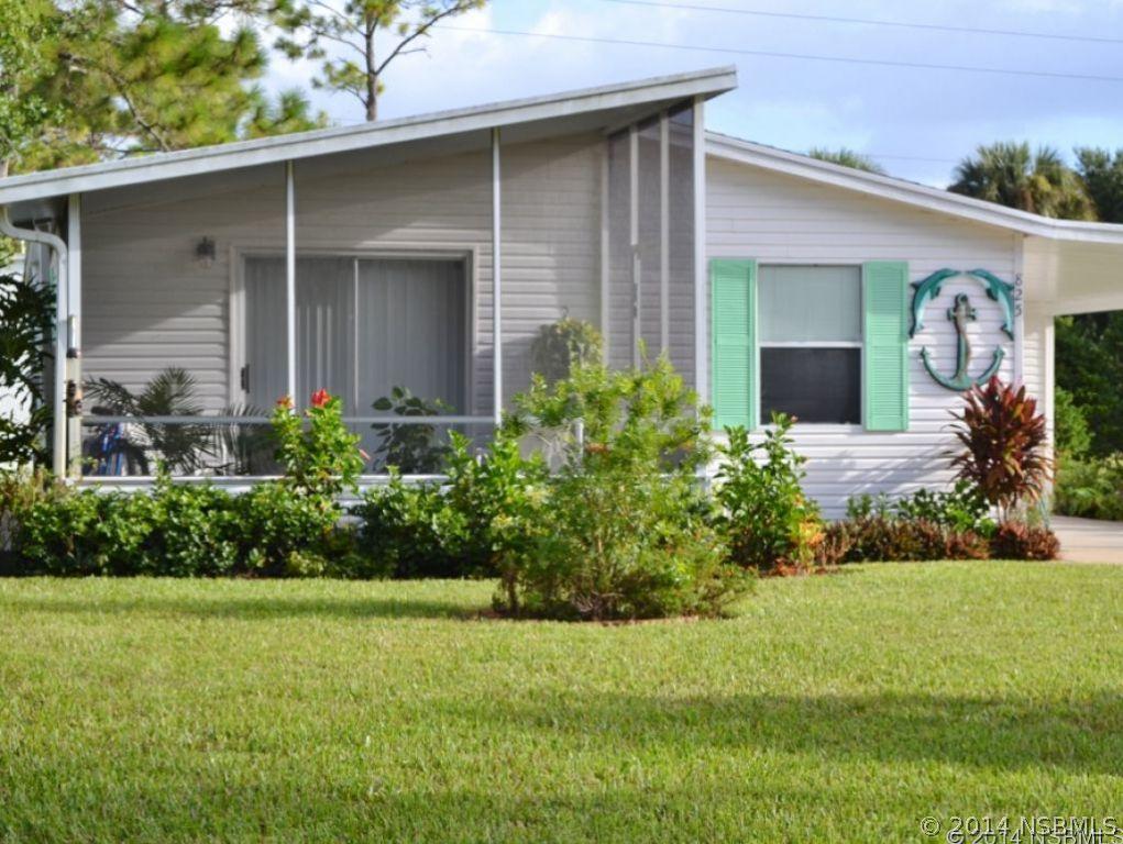 825 Starboard Ave., Edgewater, FL 32141