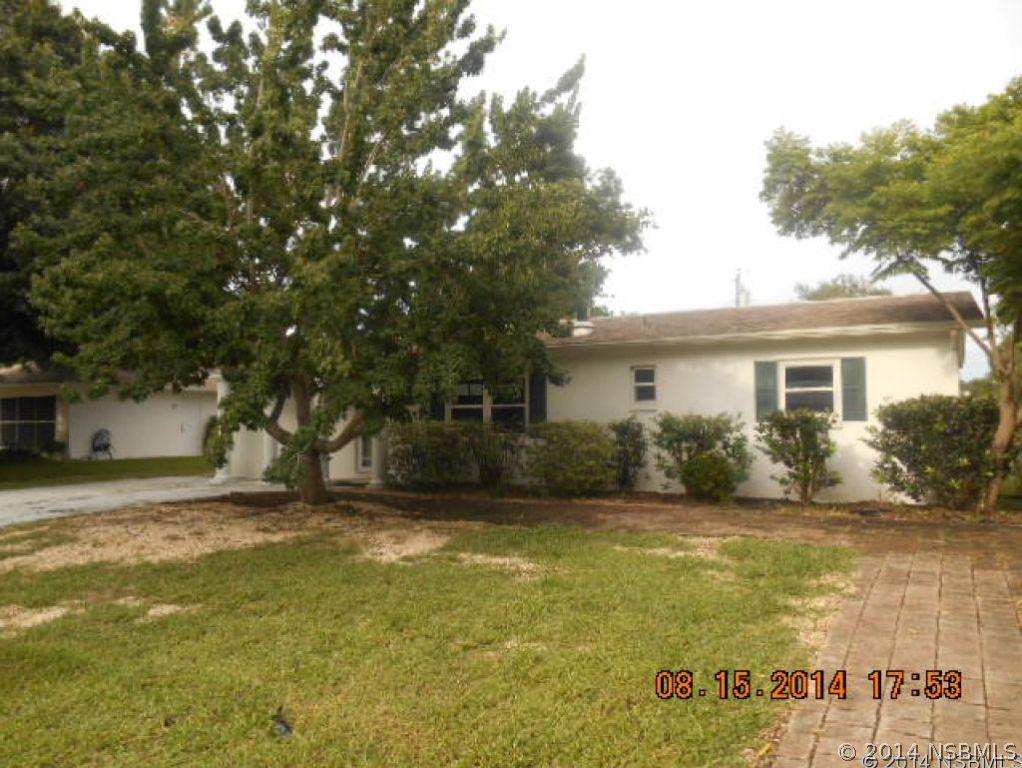 2021 Travelers Palm Dr., Edgewater, FL 32141