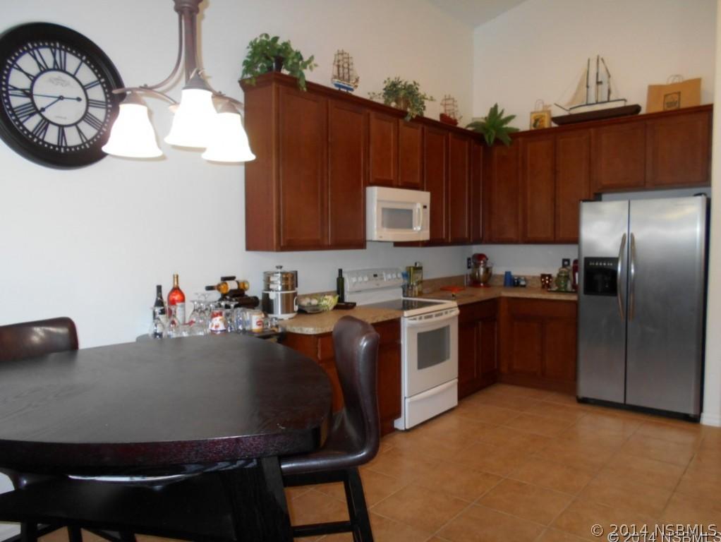 333 Admiralty Ct., Edgewater, FL 32141