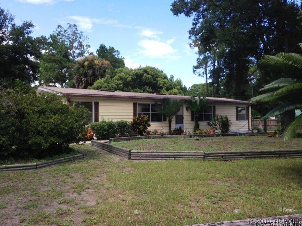 156 N 2nd St., Oak Hill, FL 32759
