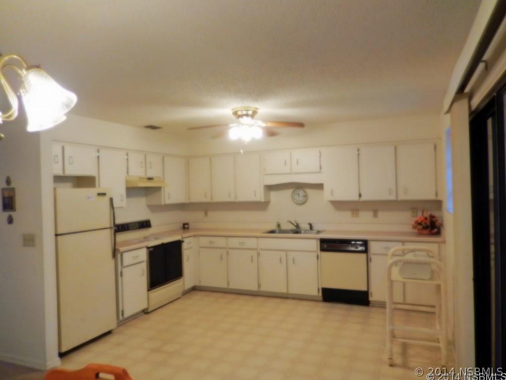 361 Patricia Dr., New Smyrna Beach, FL 32168