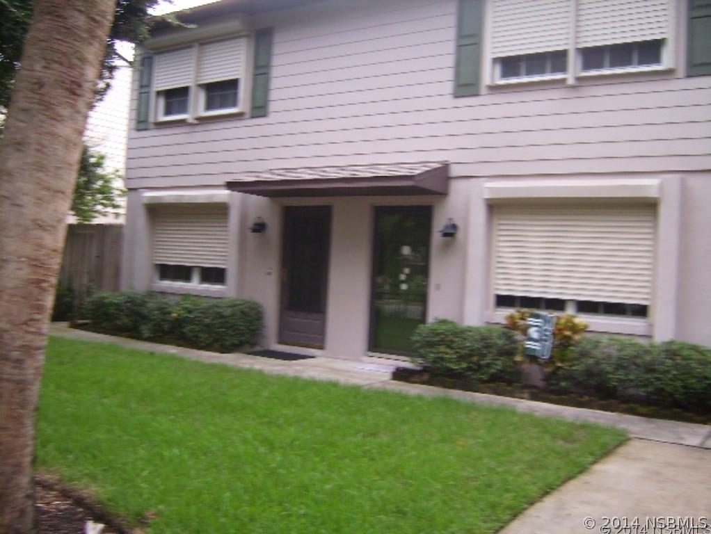 101 N Pine St. #3, New Smyrna Beach, FL 32169