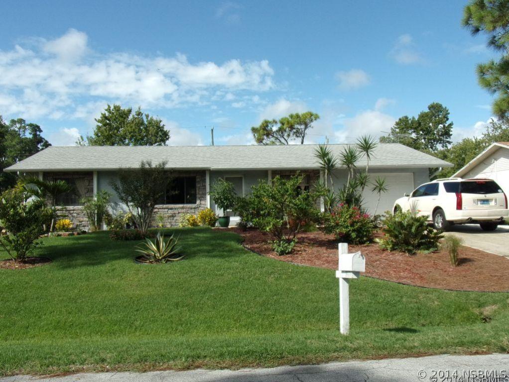 2824 Unity Tree Dr., Edgewater, FL 32141