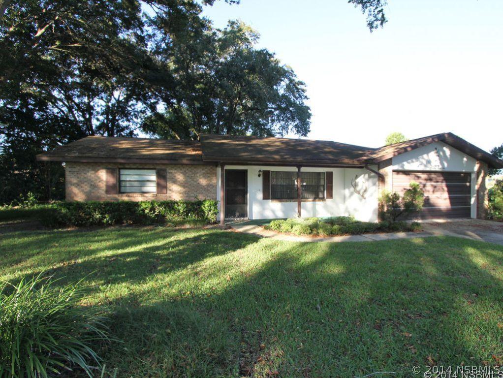 1926 Victory Palm Dr., Edgewater, FL 32141