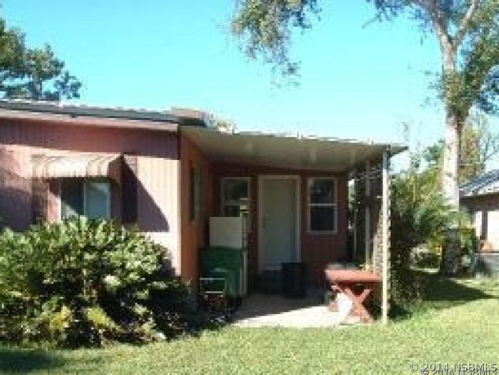 118 Charles St., Edgewater, FL 32141