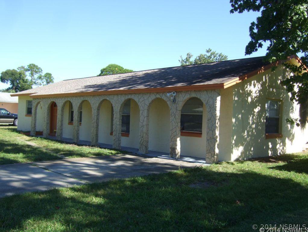 2319 Queen Palm Dr., Edgewater, FL 32141