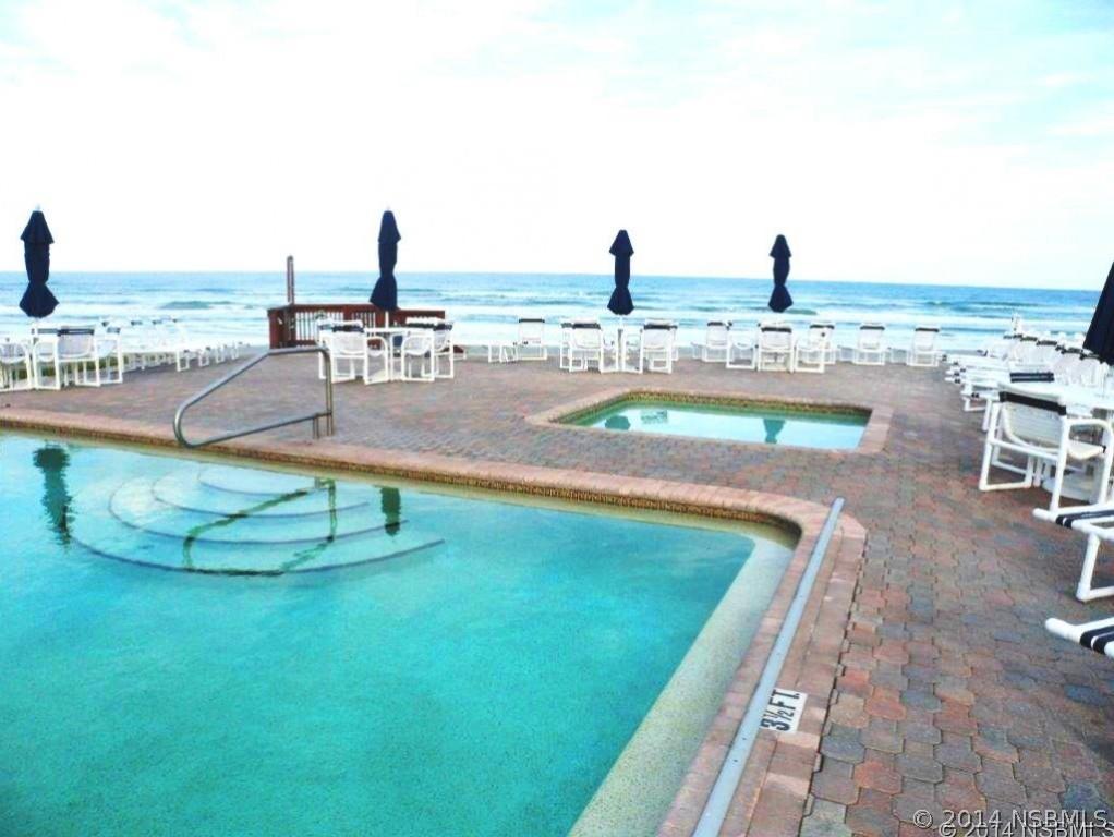 4811 Saxon Dr. #D-101, New Smyrna Beach, FL 32169