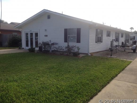 227 Gary Ave., Oak Hill, FL 32759