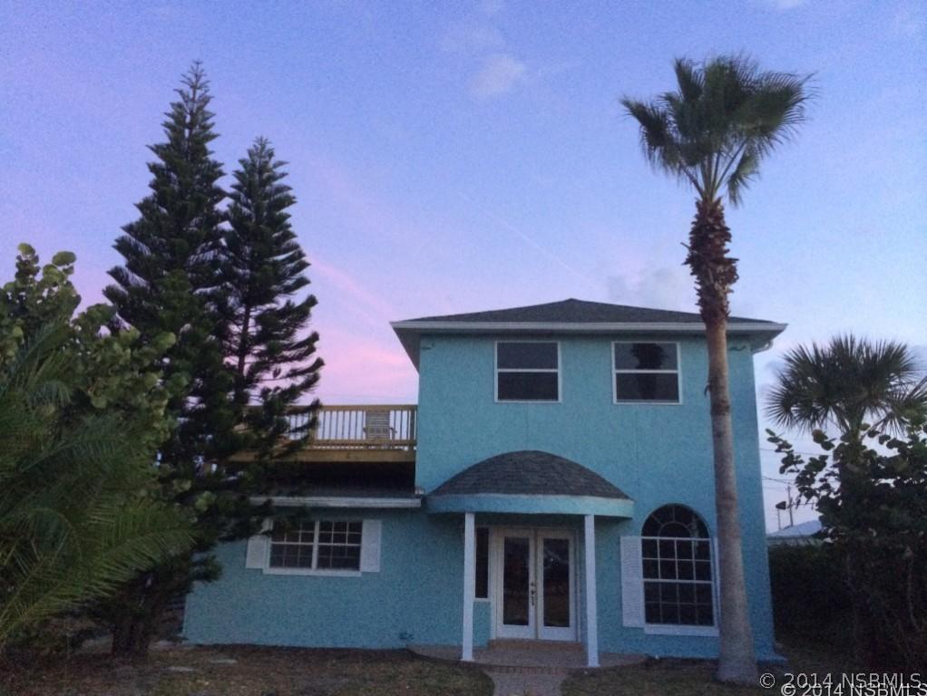833 E 25th Ave., New Smyrna Beach, FL 32169