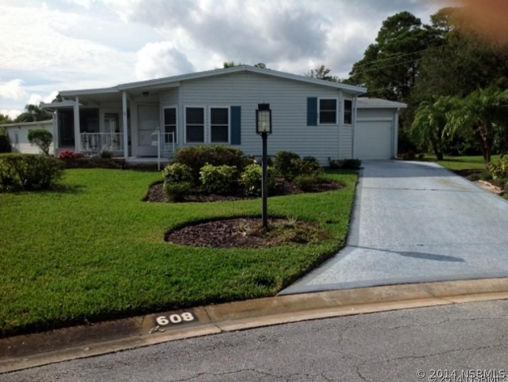608 Mooring Ln., Edgewater, FL 32141