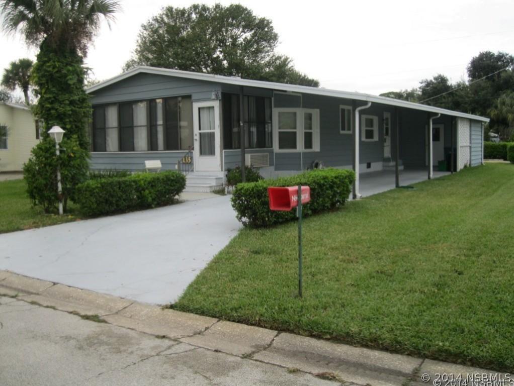 135 Pine St., Edgewater, FL 32141