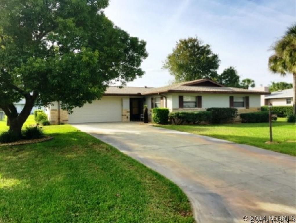 105 Dee St., New Smyrna Beach, FL 32168