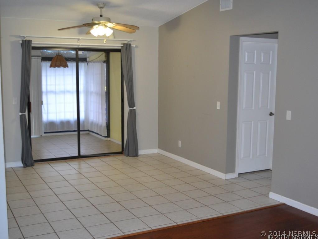 1909 Sabal Palm Dr., Edgewater, FL 32141