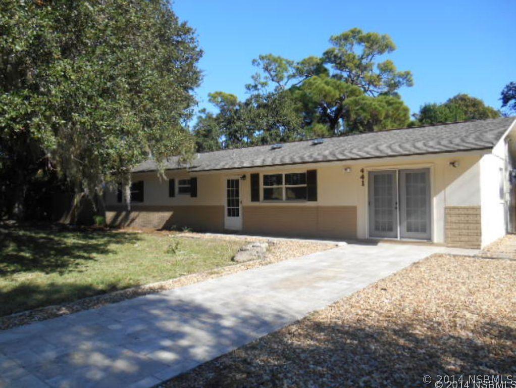 441 S Peninsula Ave., New Smyrna Beach, FL 32169