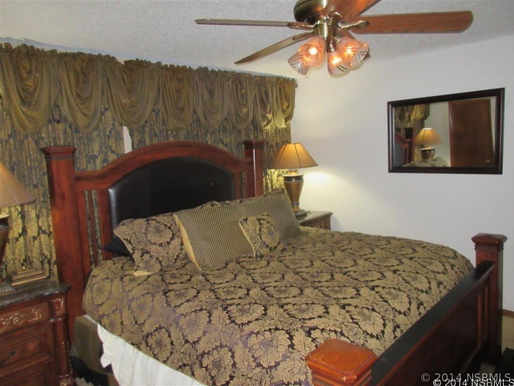 4065 Crestwood Manor Dr., New Smyrna Beach, FL 32168
