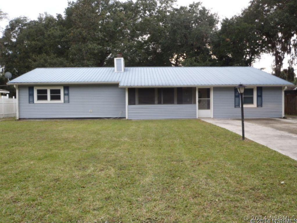 1418 Pine Tree Dr., Edgewater, FL 32132