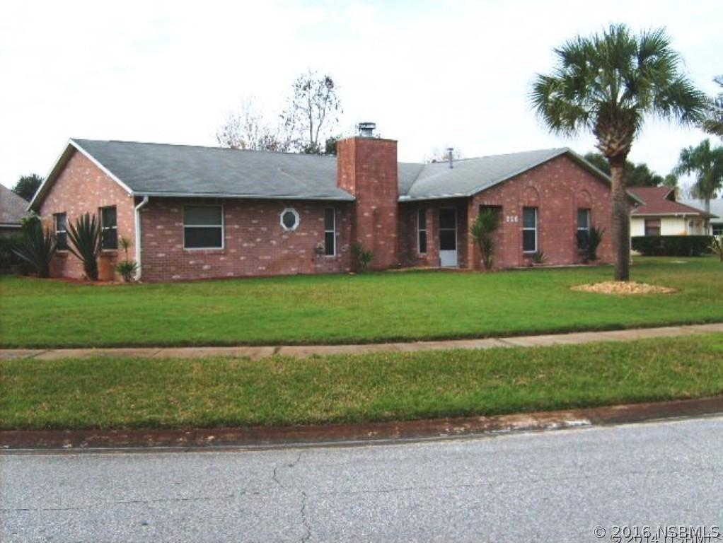 226 Meadow Lake Dr., Edgewater, FL 32141