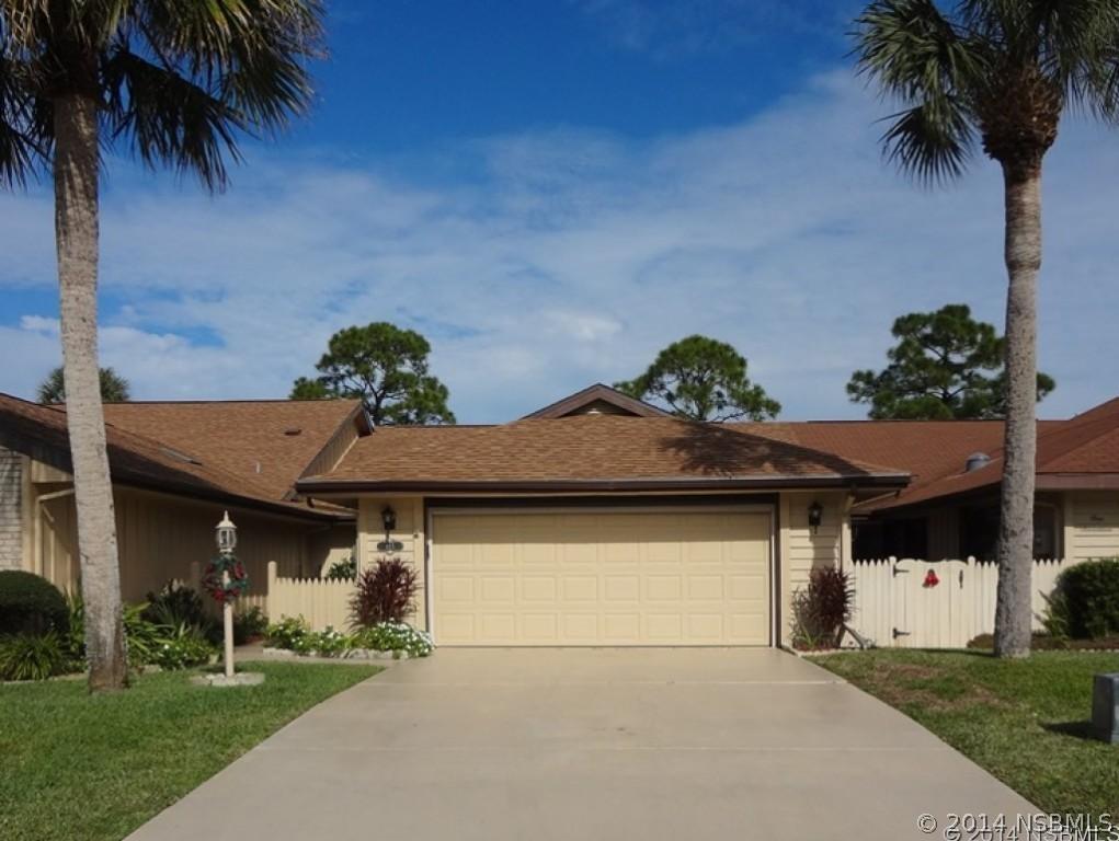 115 Lake Fairgreen Cir., New Smyrna Beach, FL 32168