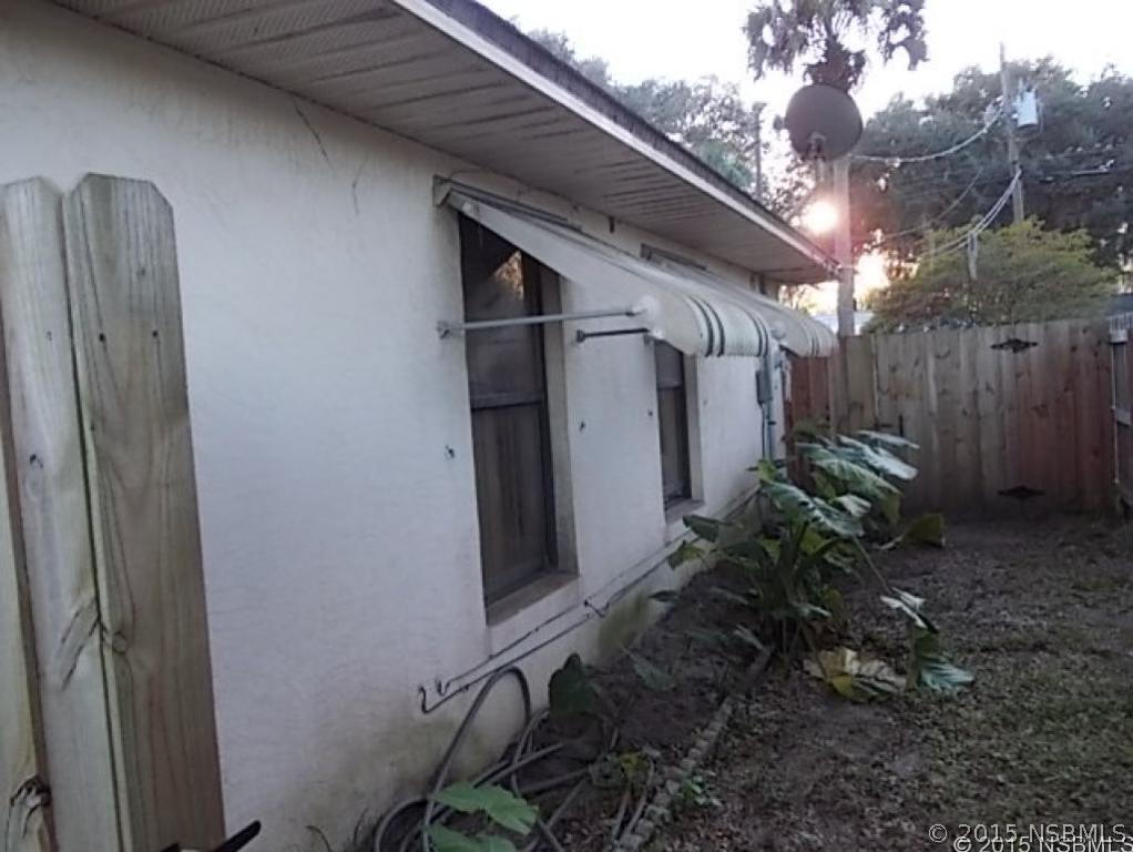 1920 Kumquat Dr., Edgewater, FL 32141