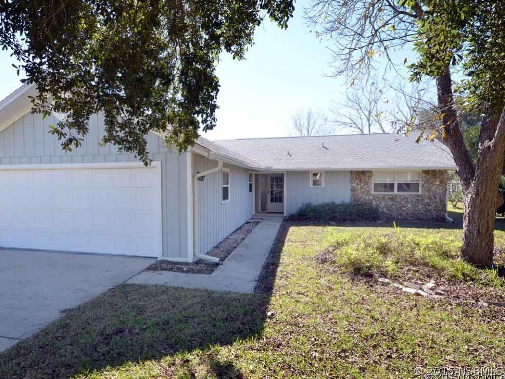 108 Cunningham Dr., New Smyrna Beach, FL 32168