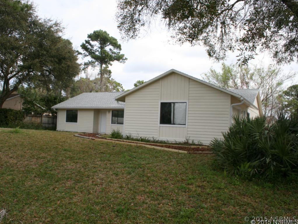 2429 Unity Tree Dr., Edgewater, FL 32141