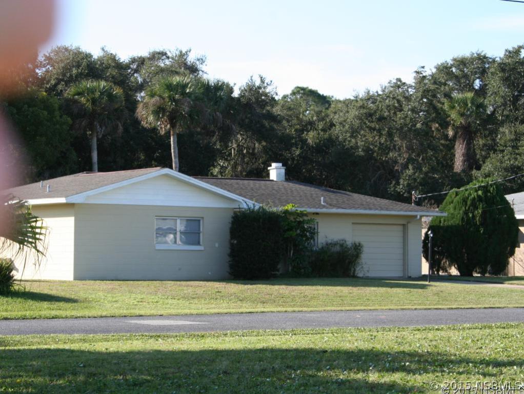 114 Palm Breeze Dr., Edgewater, FL 32141