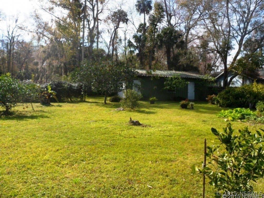 594 Oliver Dr., New Smyrna Beach, FL 32168