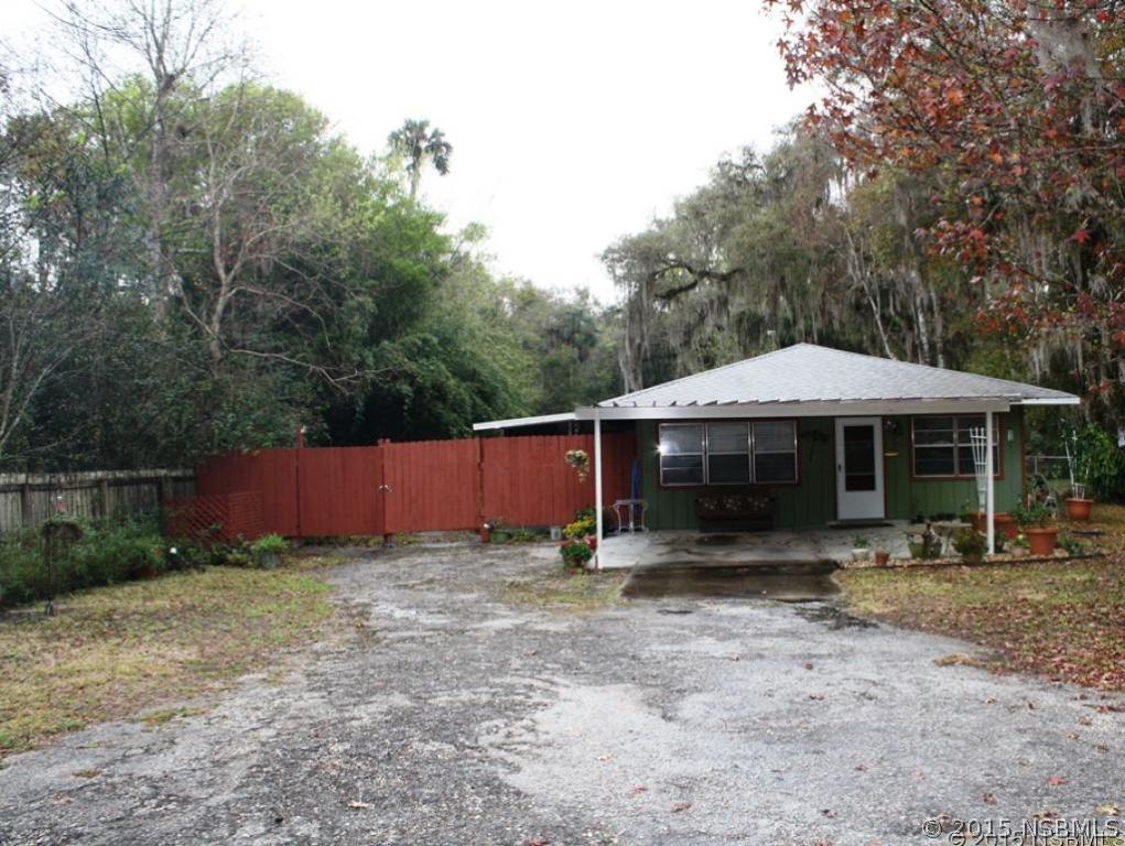 1174 Elizabeth St., New Smyrna Beach, FL 32168