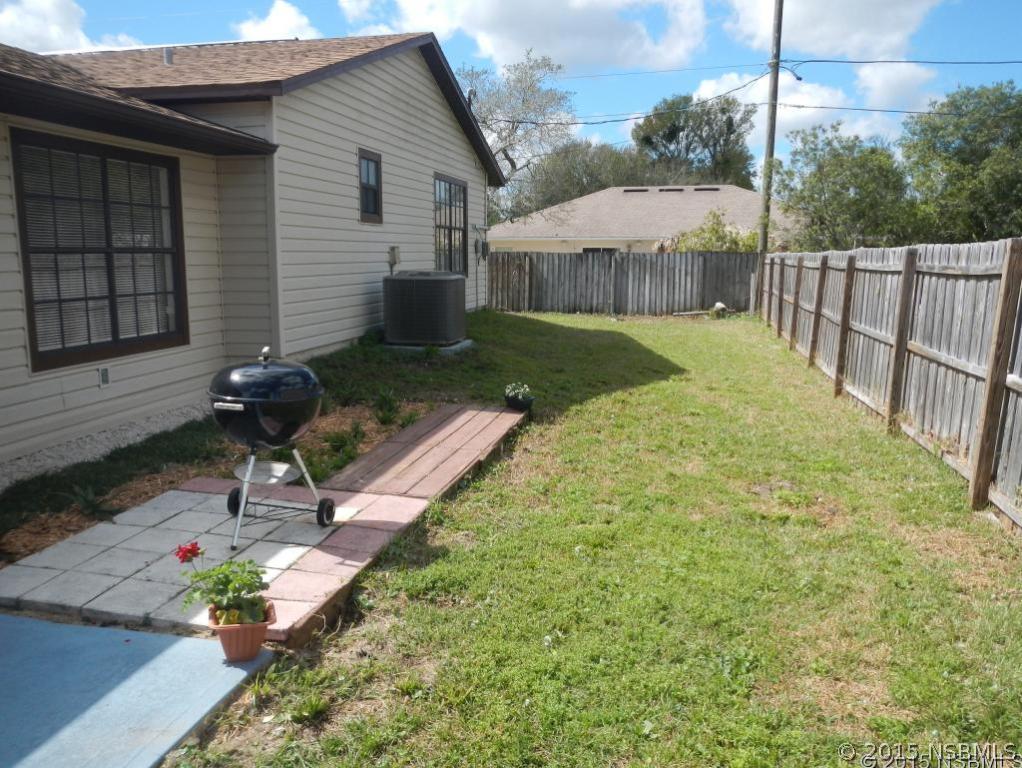 1332 Victory Palm Dr., Edgewater, FL 32132
