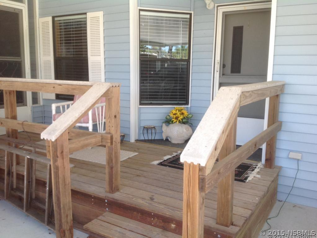 606 Starboard Ave., Edgewater, FL 32141