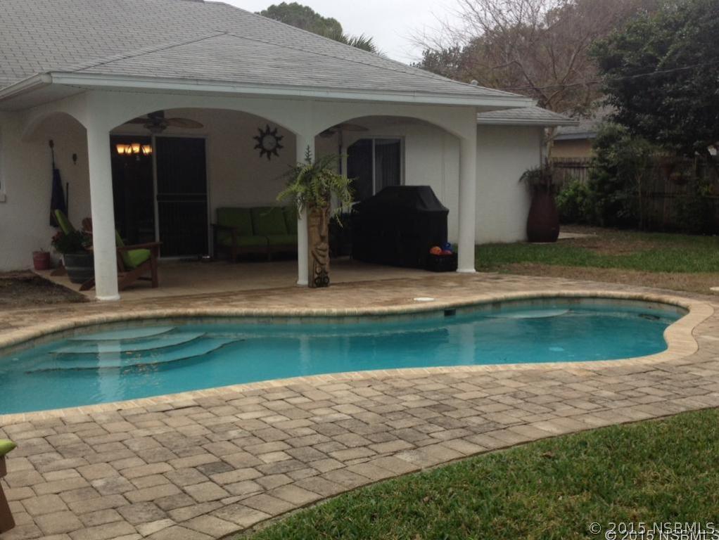 2418 Woodland Dr., Edgewater, FL 32132