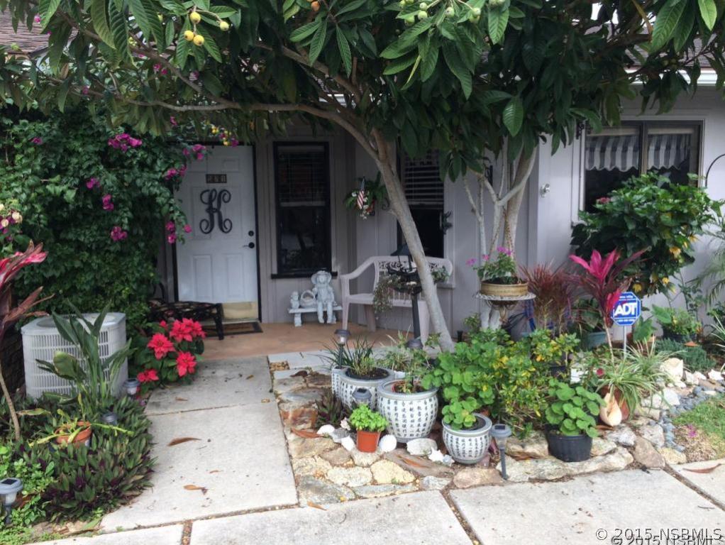 171 Breezeway Ct., New Smyrna Beach, FL 32169