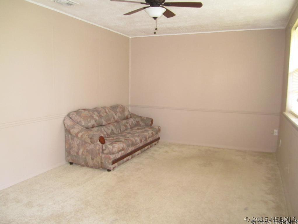 304 Adele St., Edgewater, FL 32132