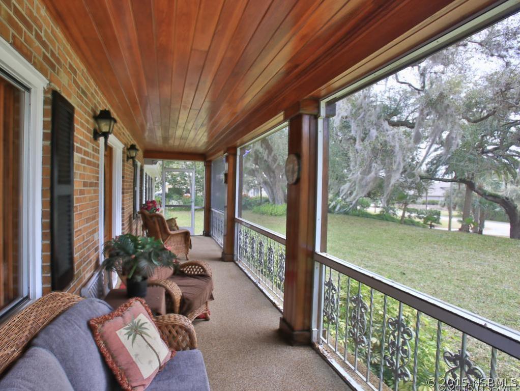 516 N Riverside Dr., Edgewater, FL 32141