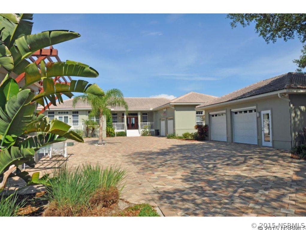 613 N Riverside Dr., Edgewater, FL 32132