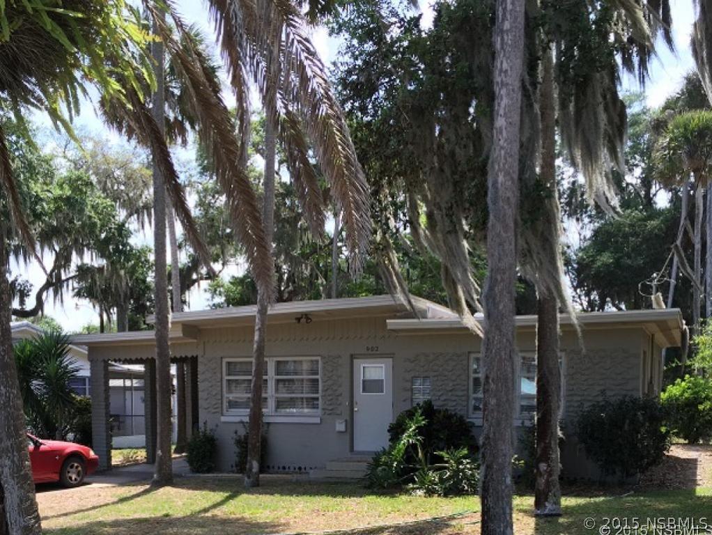 902 Faulkner St., New Smyrna Beach, FL 32168