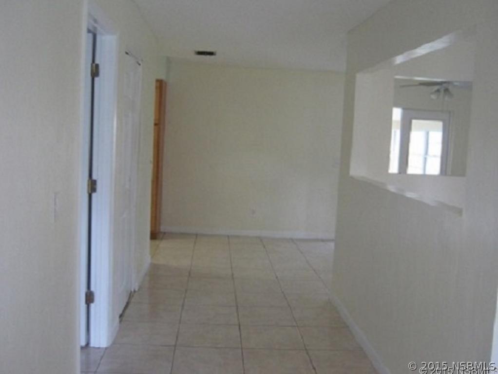 1804 Date Palm Dr., Edgewater, FL 32132