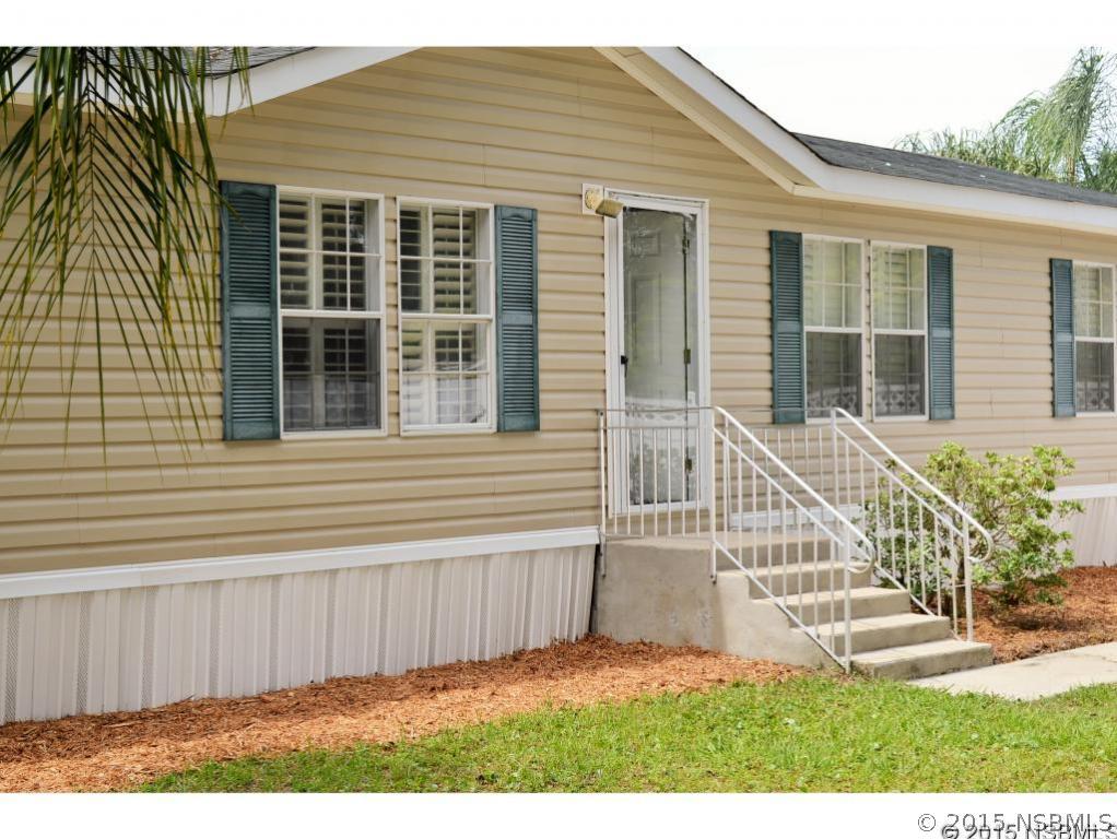 5247 Wood St., Port Orange, FL 32127