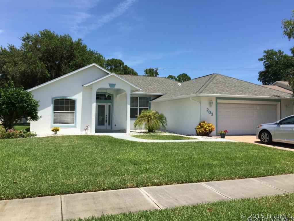 203 San Remo Cir., Edgewater, FL 32141