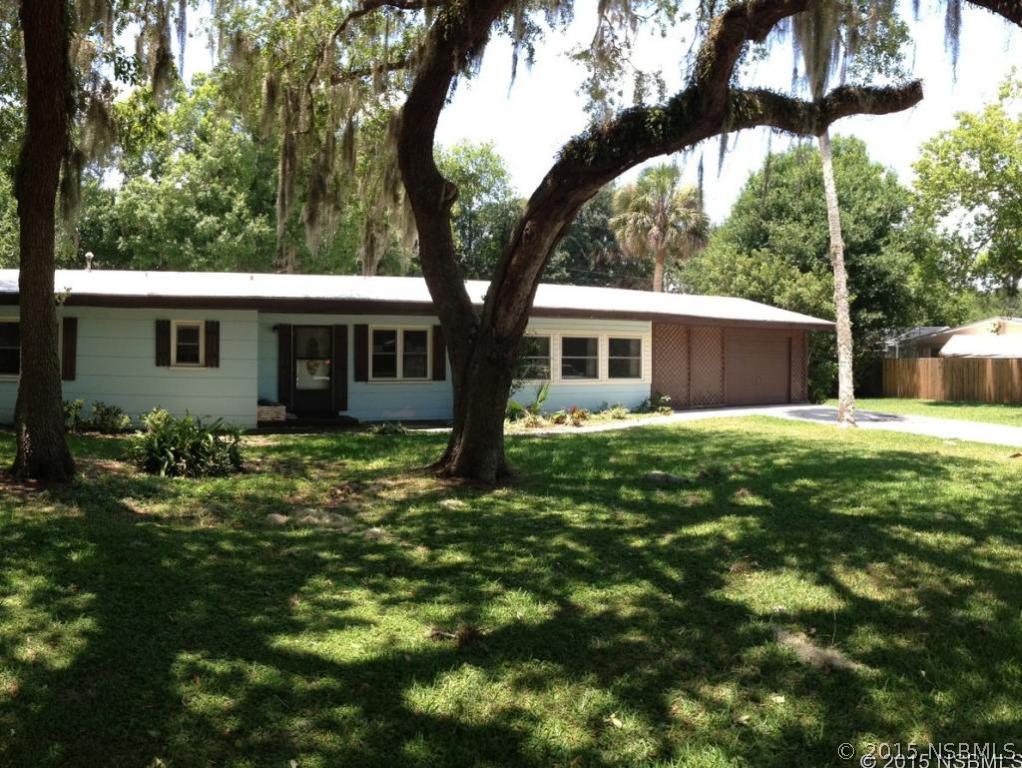 1852 Orange Tree Dr., Edgewater, FL 32141