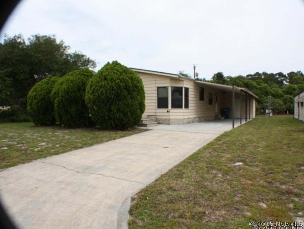 109 Indian River Dr., Edgewater, FL 32141