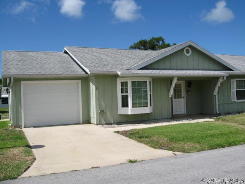 3 Sandra Cir., New Smyrna Beach, FL 32168