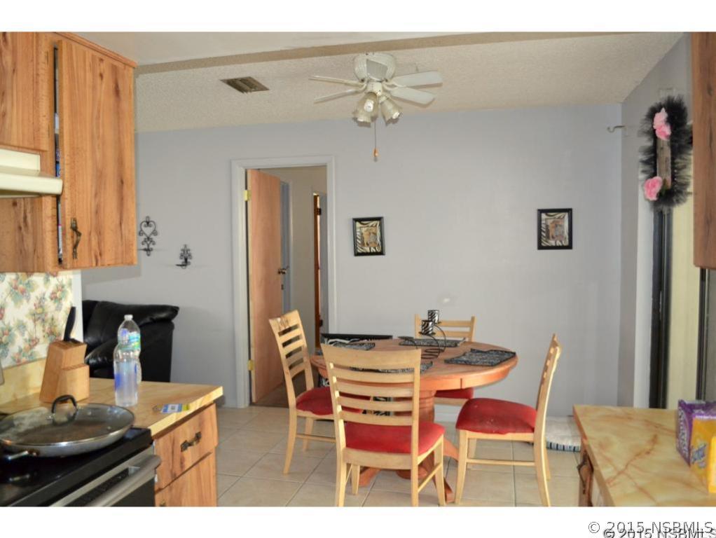 16 Laughing Gull Ln., Edgewater, FL 32141